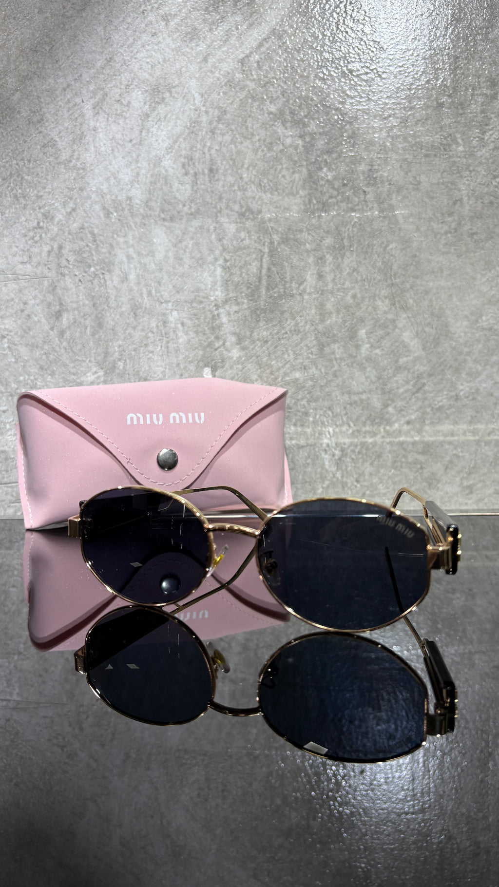 Sunglasses MIU MIU