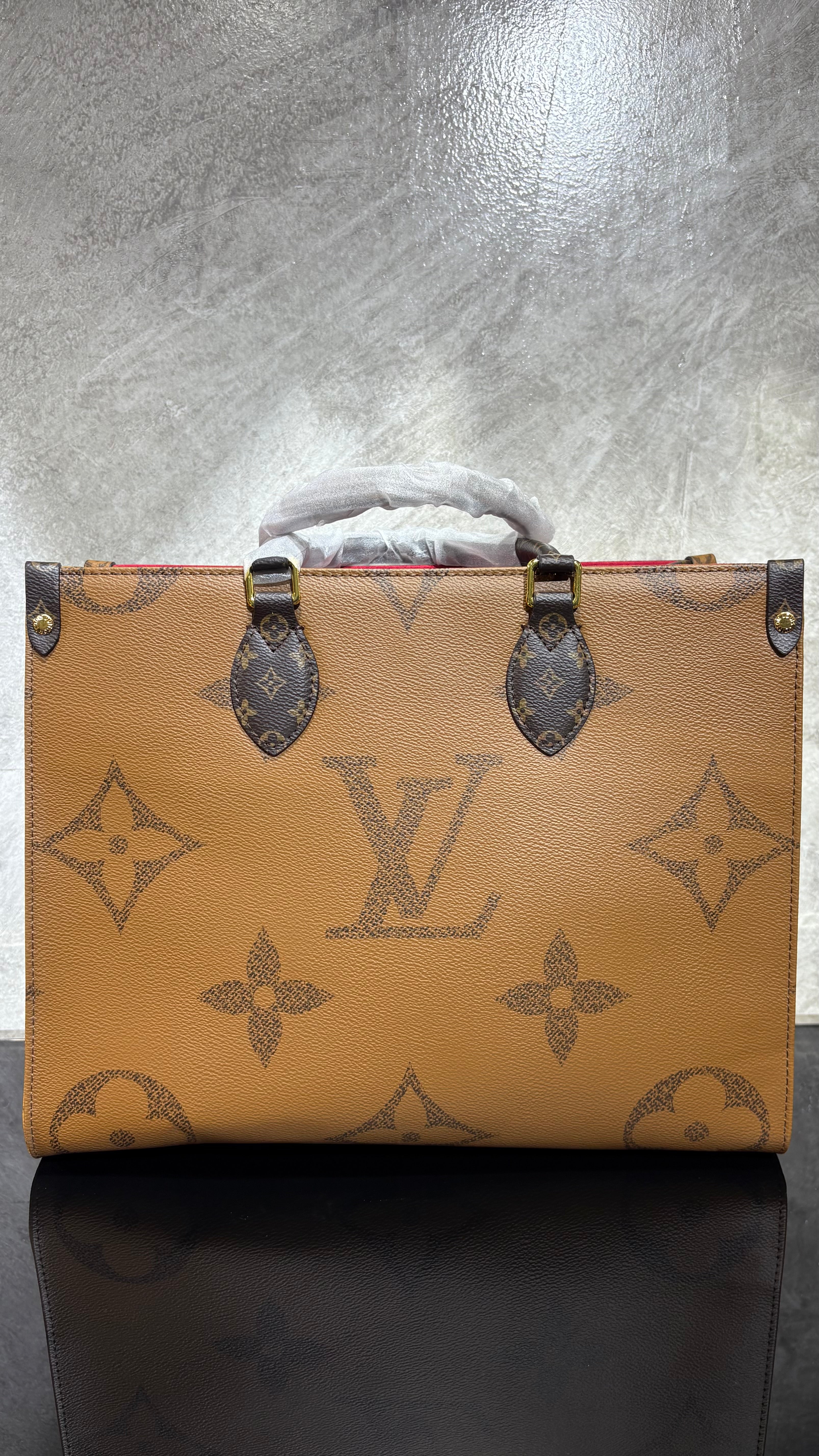Louis Vuitton Onthego MM