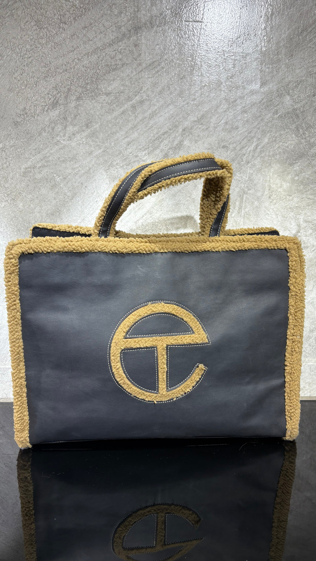 UGG x Telfar Large Shopper bag