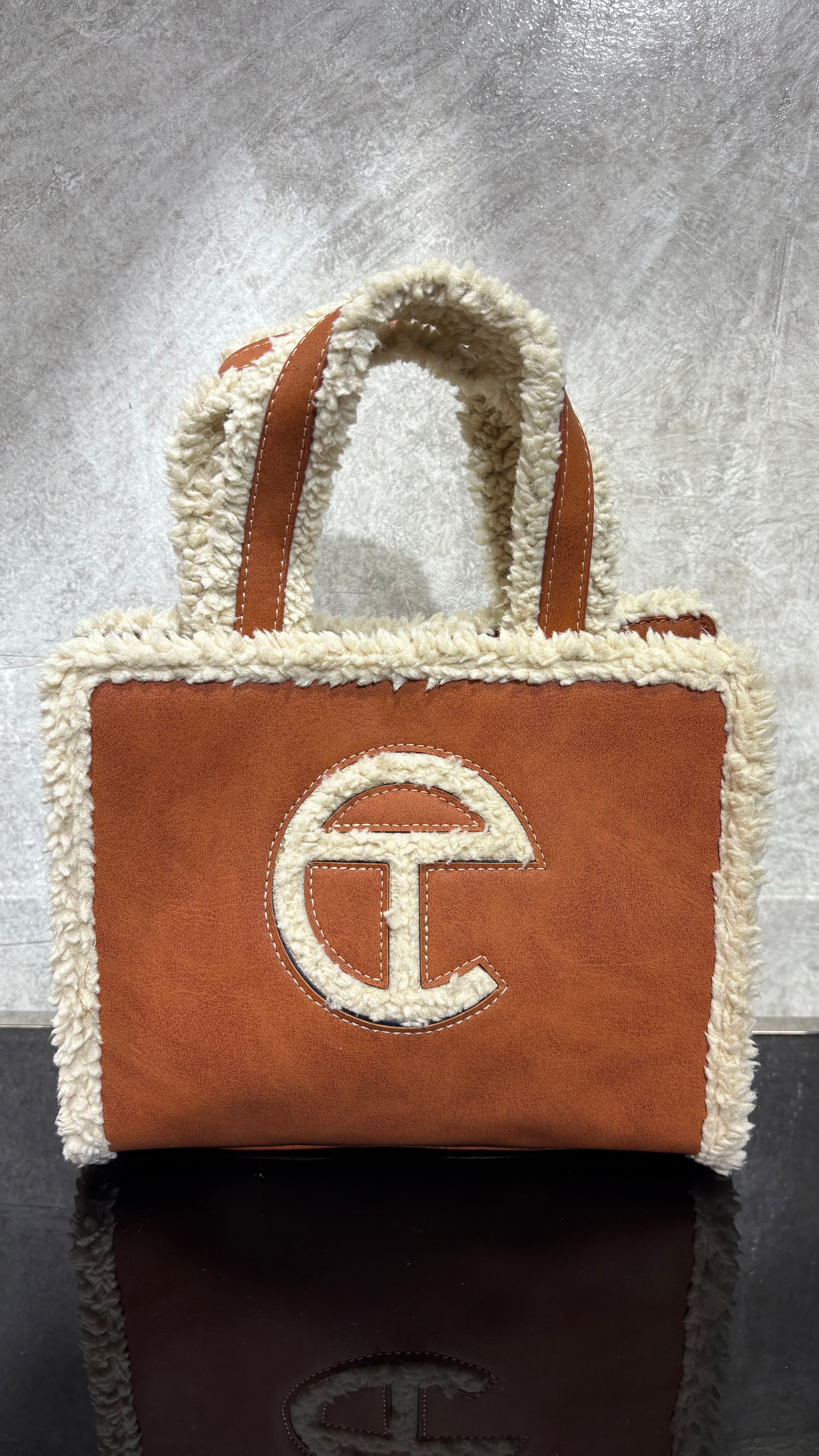 UGG x Telfar Medium Shopper bag